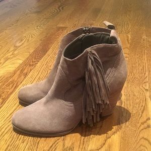 Steve Madden booties!